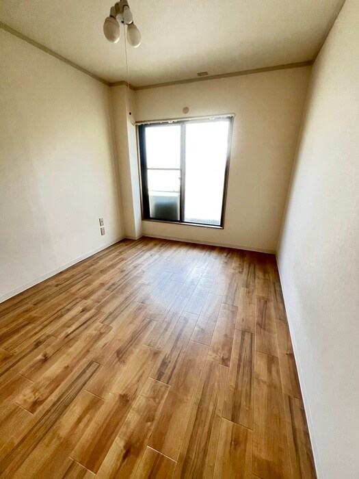 物件内観写真17　(居室)