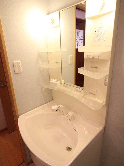 物件内観写真6　(洗面)