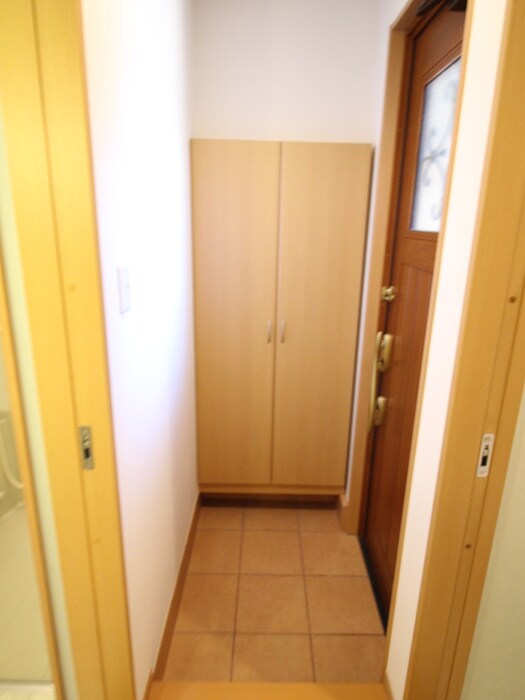 物件内観写真8　(靴箱)