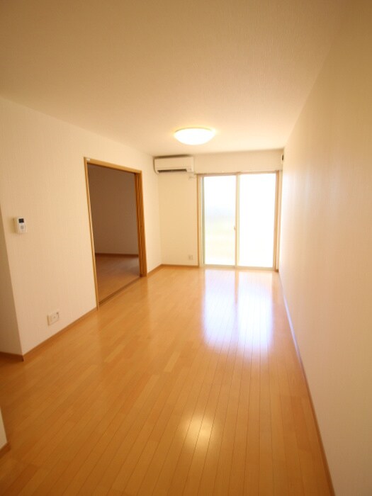 物件内観写真13　(居室)