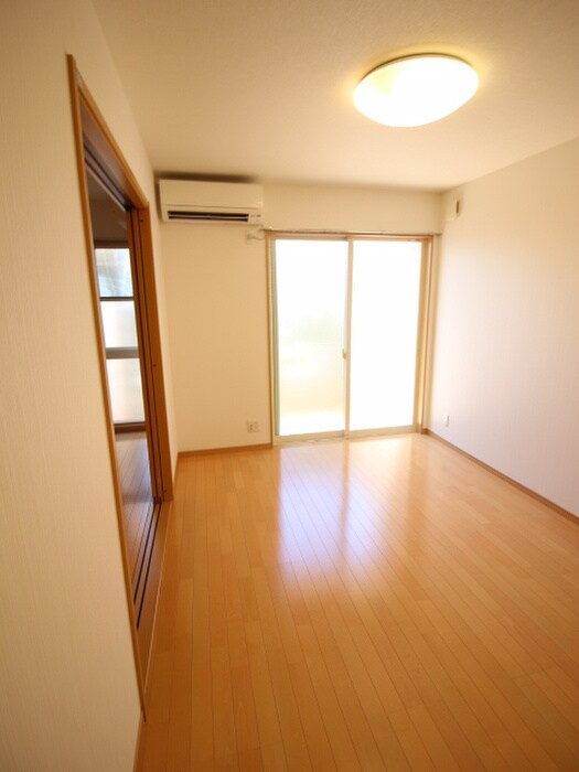 物件内観写真14　(居室)