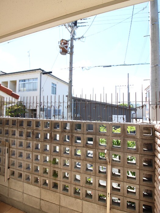 物件内観写真18　(室内からの展望)