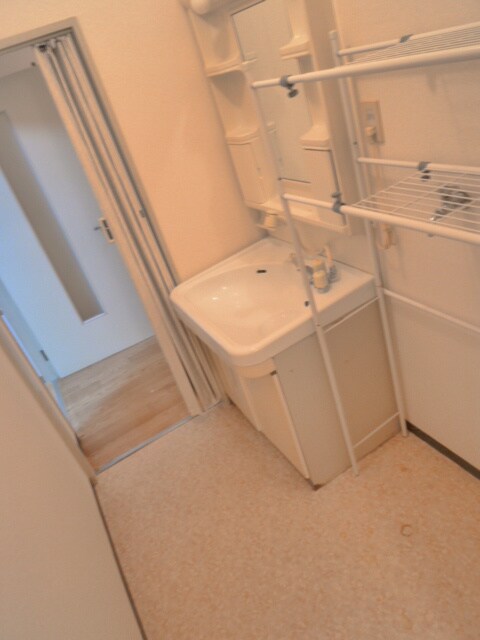 物件内観写真10　(洗面)