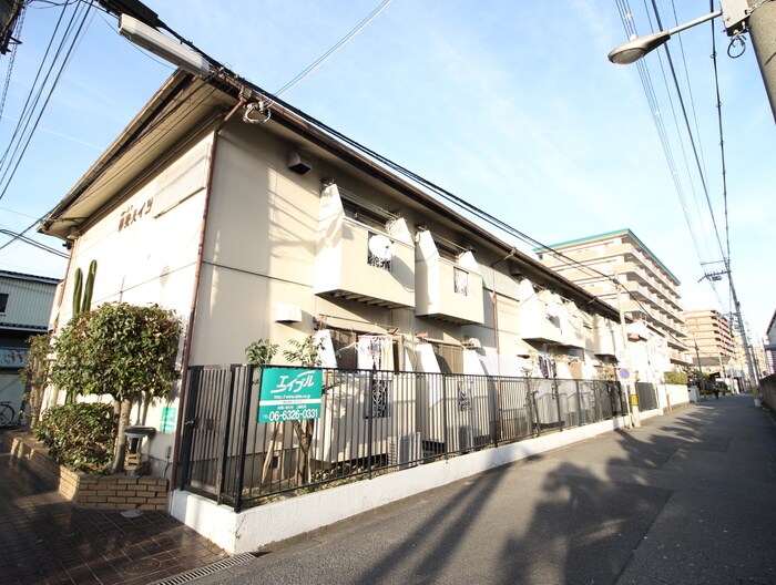 物件外観写真1　(外観写真)