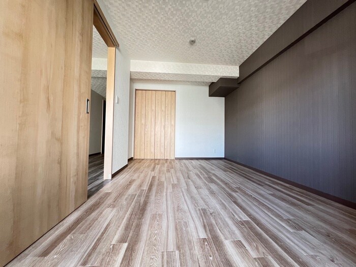 物件内観写真11　(居室)