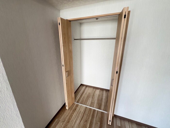 物件内観写真15　(収納)