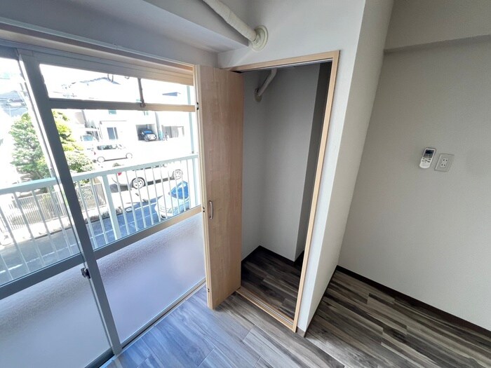 物件内観写真16　(収納)