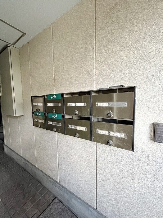 物件外観写真6　(建物設備)