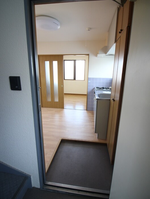 物件内観写真22　(玄関)