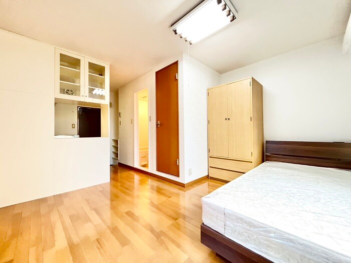 物件内観写真8　(居室)