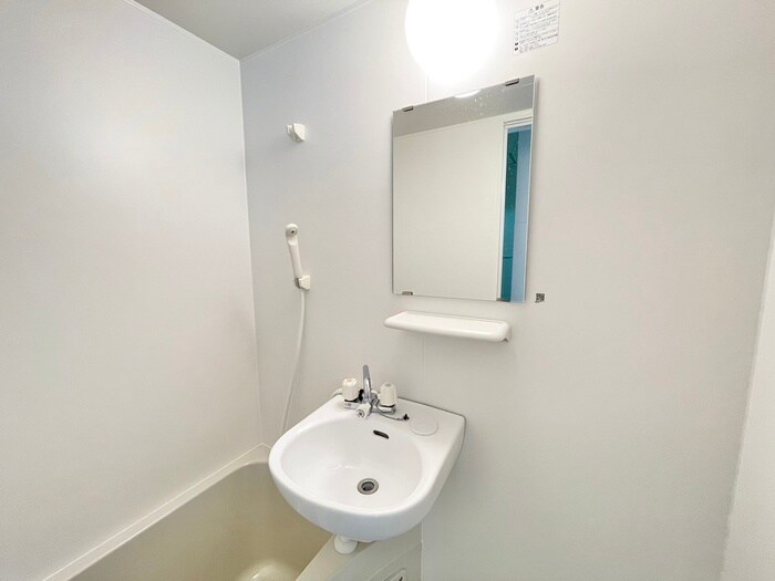 物件内観写真13　(洗面)