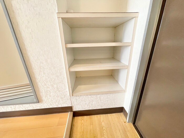 物件内観写真15　(靴箱)