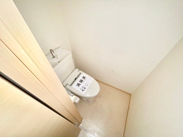 物件内観写真12　(トイレ)