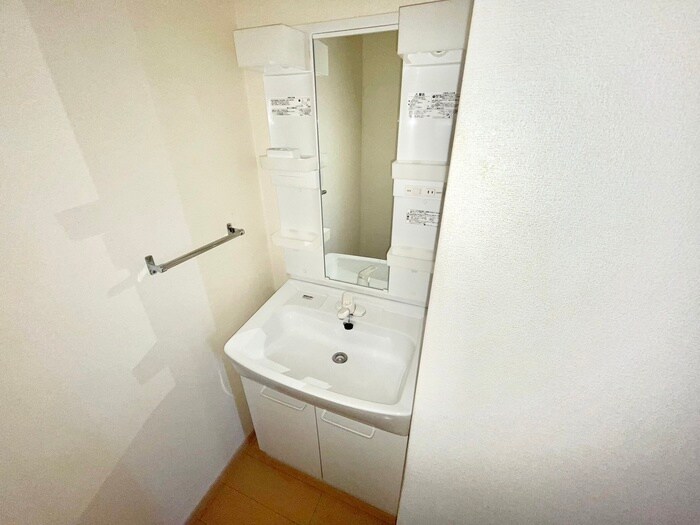 物件内観写真13　(洗面)