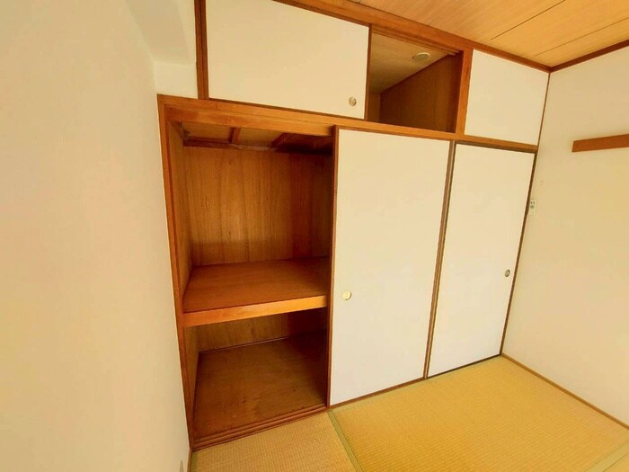 物件内観写真13　(収納)