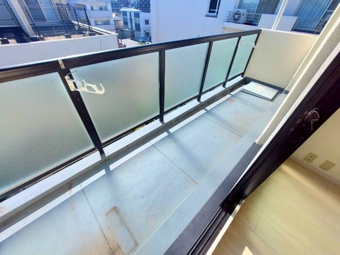 物件内観写真16　(ベランダ・バルコニー)