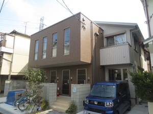 Ｌａｃｉｎｅ　Ａｒｔ外観写真