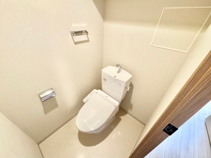 物件内観写真11　(トイレ)