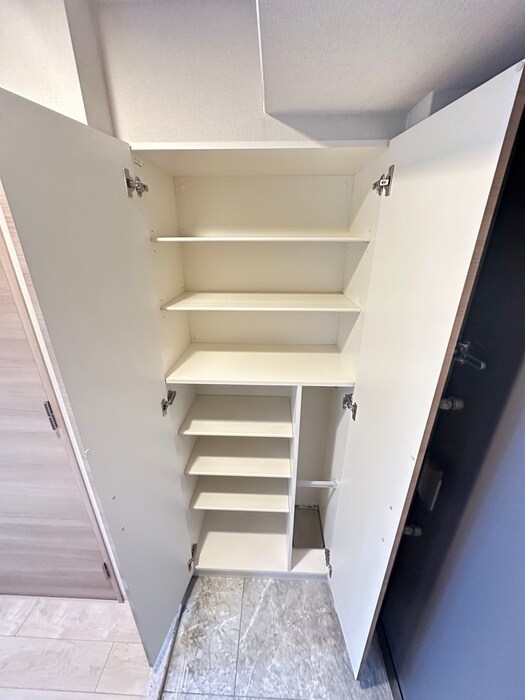 物件内観写真14　(靴箱)