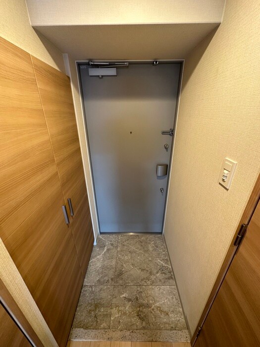 物件内観写真15　(玄関)