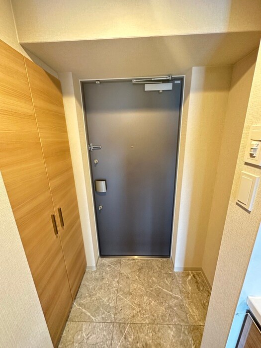 物件内観写真15　(玄関)