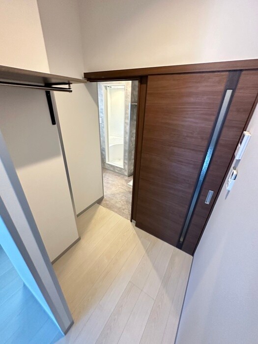 物件内観写真13　(廊下)