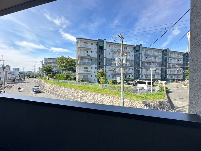 物件内観写真16　(室内からの展望)