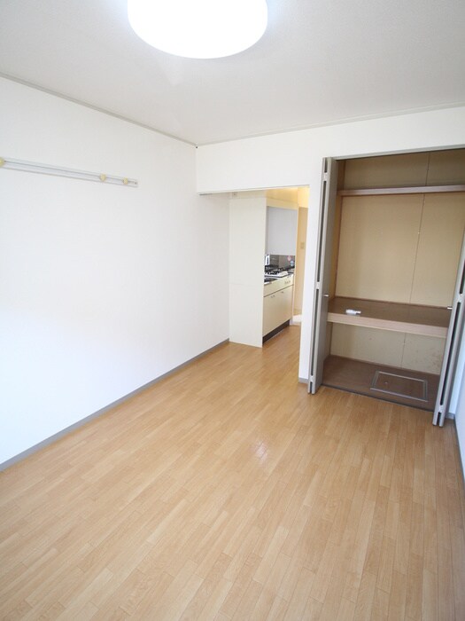 物件内観写真15　(居室)