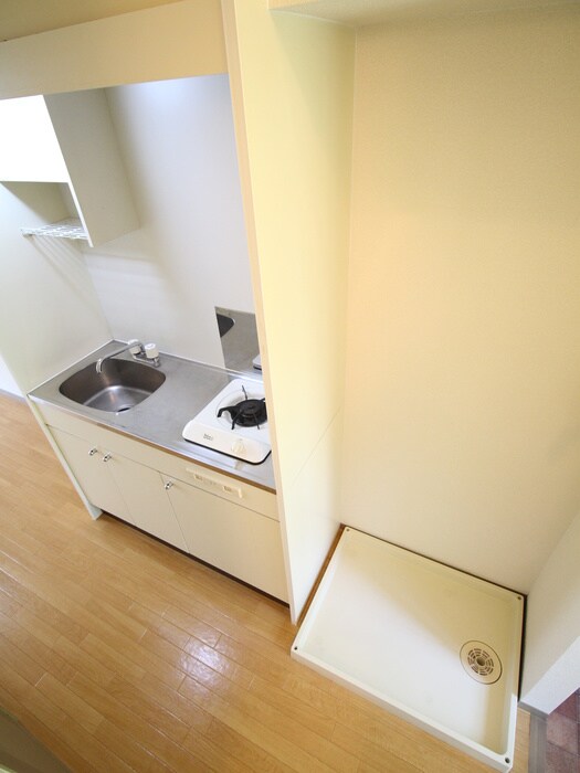 物件内観写真21　(洗濯機置場)