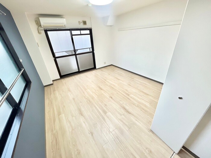 物件内観写真21　(居室)