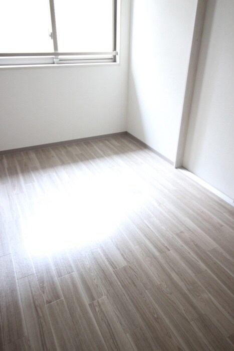 物件内観写真11　(居室)