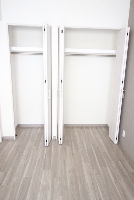 物件内観写真13　(収納)