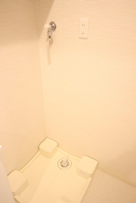 物件内観写真19　(洗濯機置場)