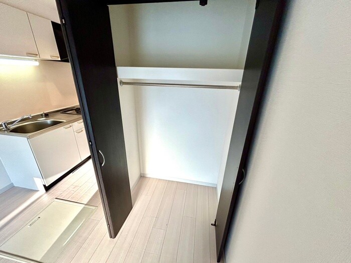 物件内観写真11　(収納)