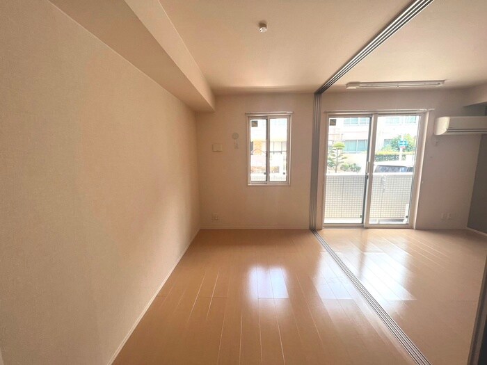 物件内観写真18　(居室)