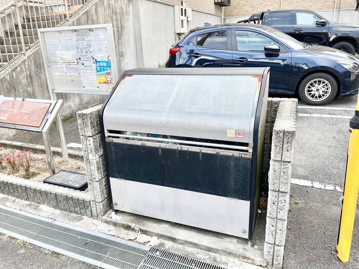 物件外観写真4　(建物設備)