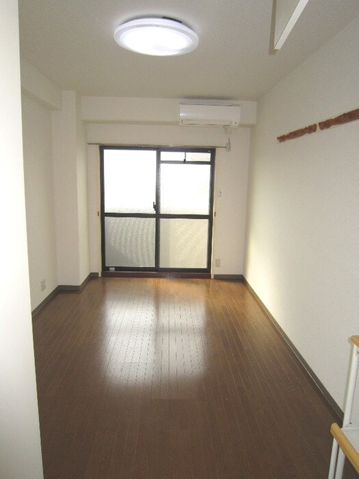 物件内観写真15　(居室)