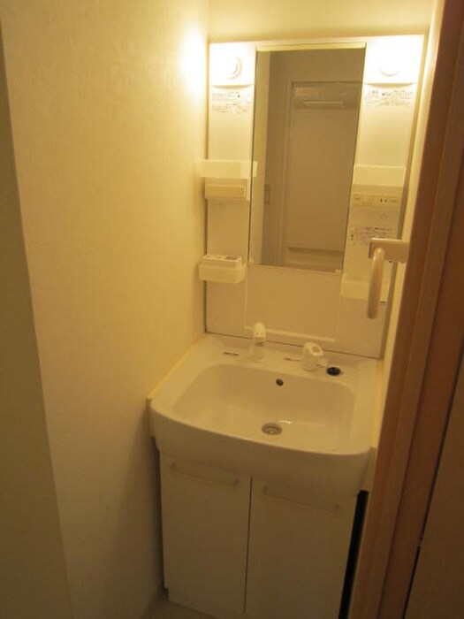 物件内観写真11　(洗面)