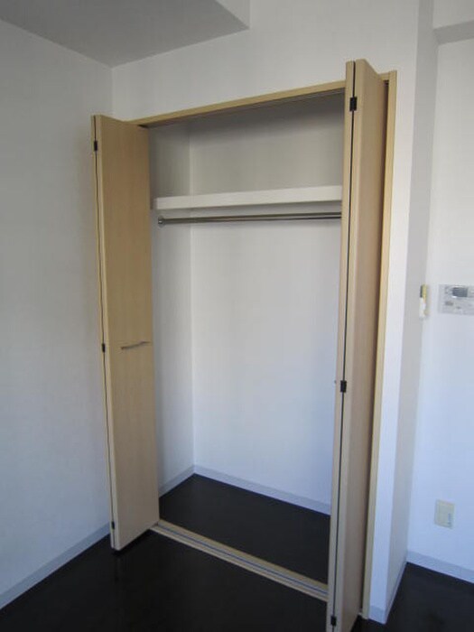 物件内観写真16　(収納)