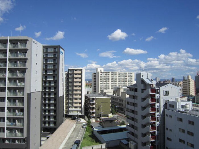 物件内観写真18　(室内からの展望)