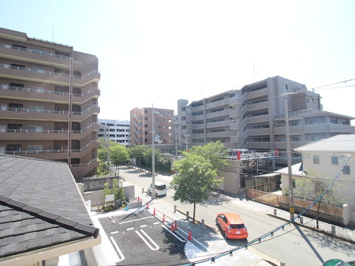 物件内観写真19　(室内からの展望)