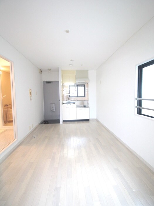 物件内観写真13　(居室)