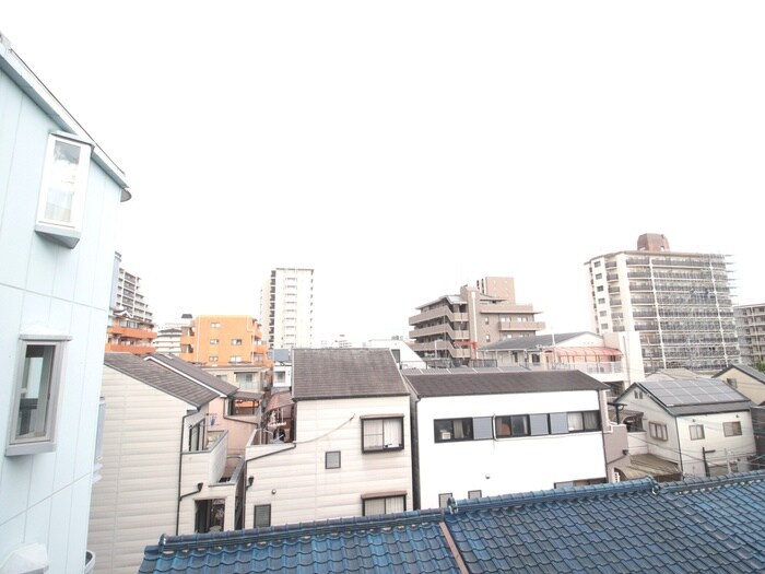 物件内観写真22　(室内からの展望)