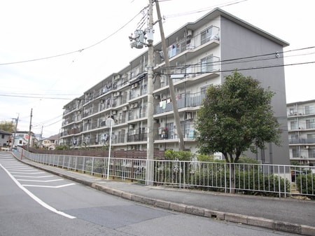 膳所ハイツ８号棟(206)外観写真