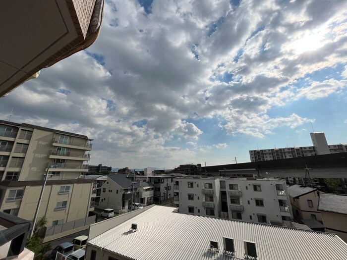 物件内観写真19　(室内からの展望)