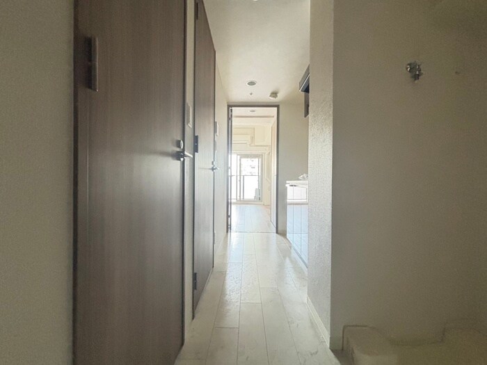 物件内観写真17　(廊下)