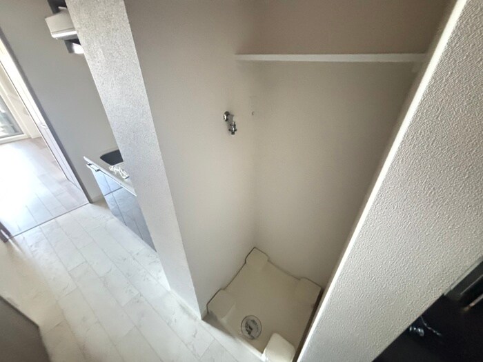 物件内観写真20　(洗濯機置場)