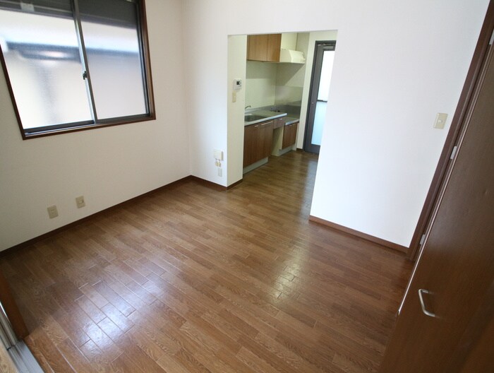 物件内観写真8　(居室)