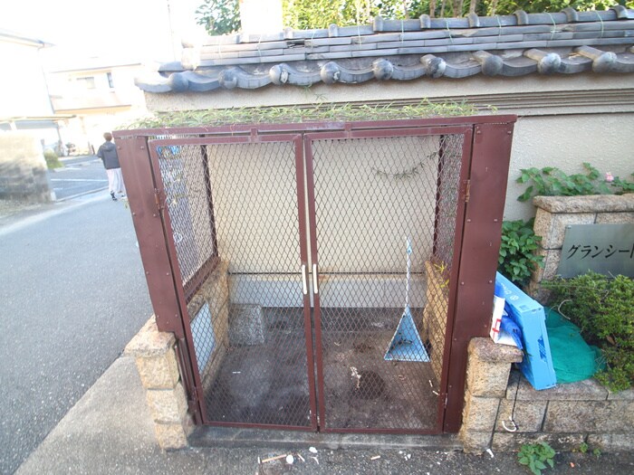 物件外観写真6　(建物設備)