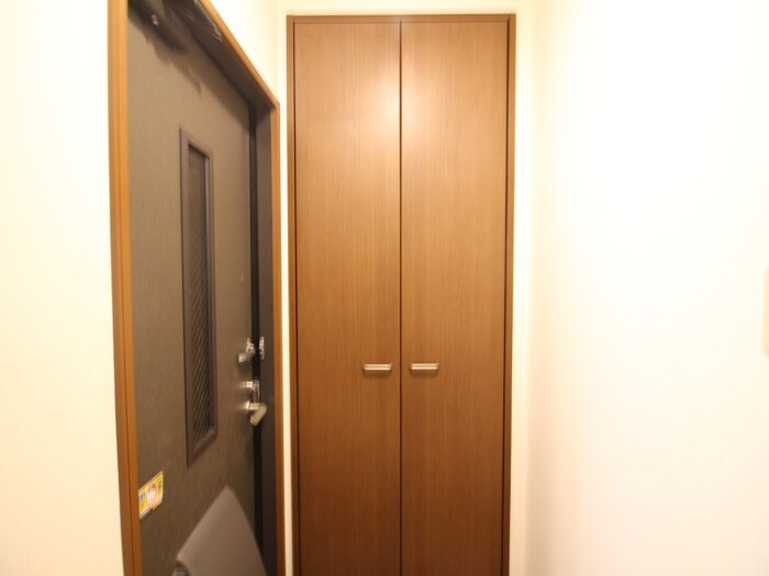 物件内観写真16　(靴箱)